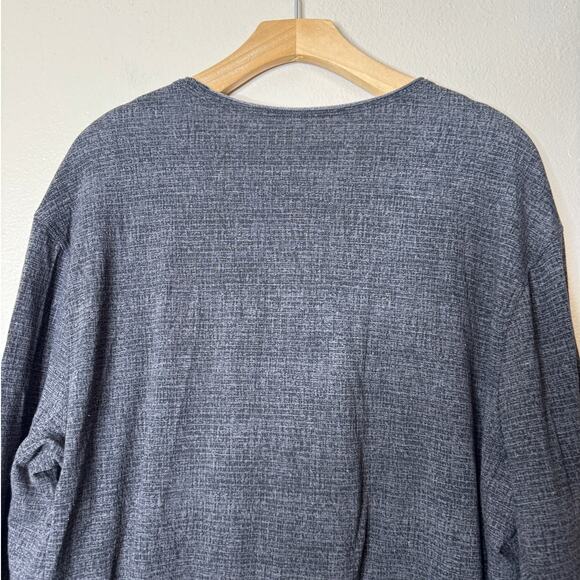 Lululemon Men's X-Large Dark Gray Long Sleeve Crew Shirt Swiftly Stretch - Picture 6 of 7